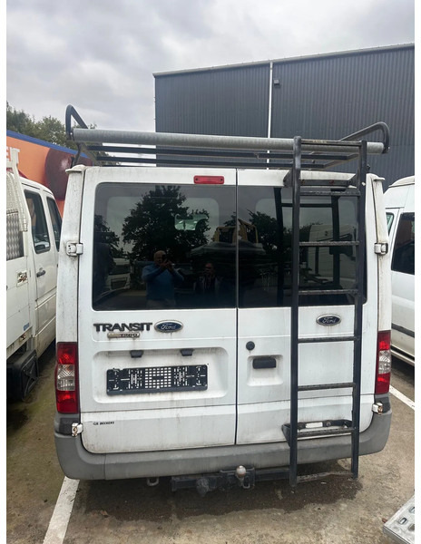 Ford Transit 85 T260 MOTEUR / BOÎTE-GETRIEBE-GEARBOX ok /POU PIECES - TEILE - ONDERDELEN - Товарно комбе: слика 5 Ford Transit 85 T260 MOTEUR / BOÎTE-GETRIEBE-GEARBOX ok /POU PIECES - TEILE - ONDERDELEN - Товарно комбе: слика 5