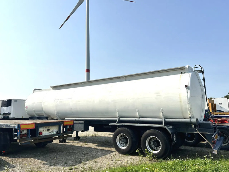Fruehauf RDF 360 - Полуприколка цистерна: слика 2 Fruehauf RDF 360 - Полуприколка цистерна: слика 2