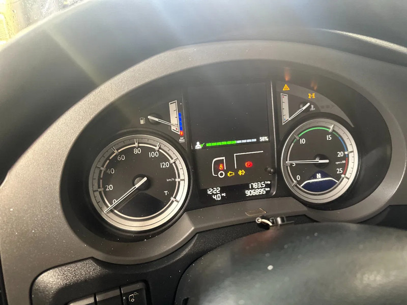 Камион влекач DAF XF 106.460 SPACECAB: слика 12 Камион влекач DAF XF 106.460 SPACECAB: слика 12