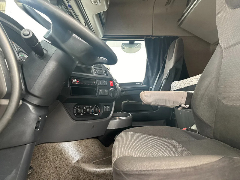 Камион влекач DAF XF 106.460 SPACECAB: слика 10