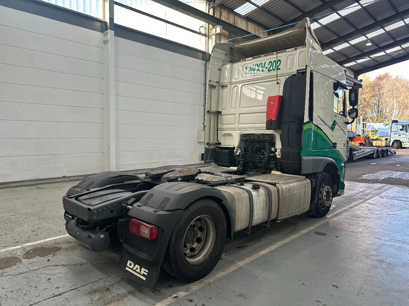 DAF XF 106.460 SPACECAB - Камион влекач: слика 5 DAF XF 106.460 SPACECAB - Камион влекач: слика 5