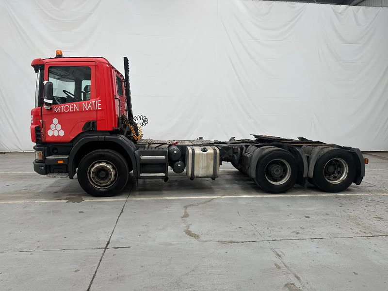 Scania P114-340 G 6x2-6x4 / compresseur - compressor / EURO 2 - Камион влекач: слика 2 Scania P114-340 G 6x2-6x4 / compresseur - compressor / EURO 2 - Камион влекач: слика 2