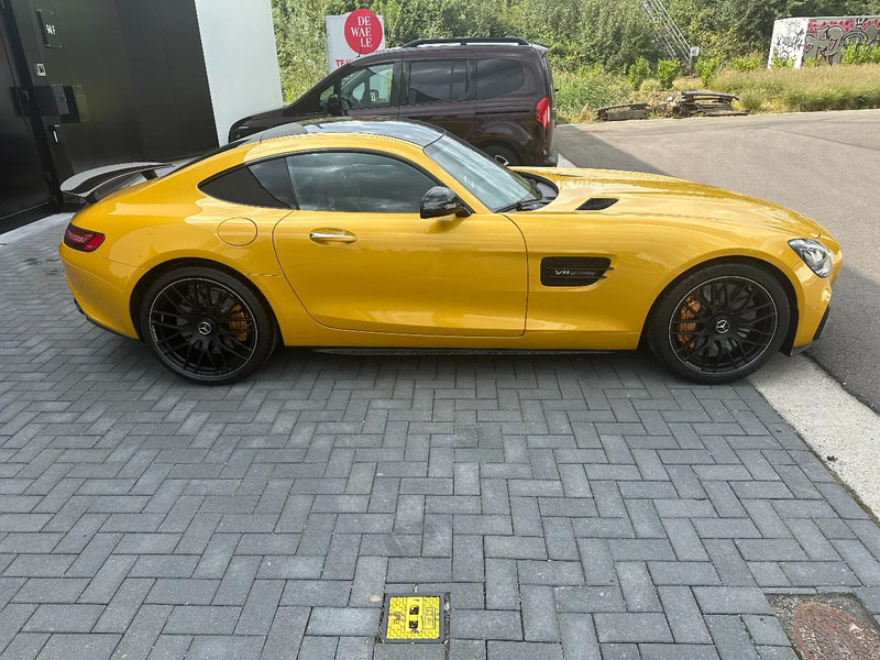 Mercedes-Benz AMG GT S / V8 BITURBO / DESIGNO - Автомобил: слика 4 Mercedes-Benz AMG GT S / V8 BITURBO / DESIGNO - Автомобил: слика 4