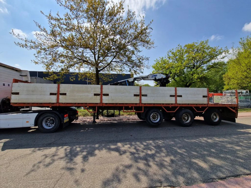 Pacton 3 AS / ROLKRAAN KENNIS TYPE 14.000 / FREINS TAMBOURS / DRUM BRAKES - Полуприколка платформа: слика 4 Pacton 3 AS / ROLKRAAN KENNIS TYPE 14.000 / FREINS TAMBOURS / DRUM BRAKES - Полуприколка платформа: слика 4