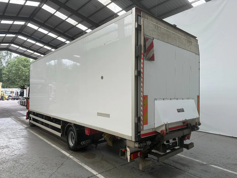 Renault D 12 220 / 264728 km - Камион ладилник: слика 4 Renault D 12 220 / 264728 km - Камион ладилник: слика 4