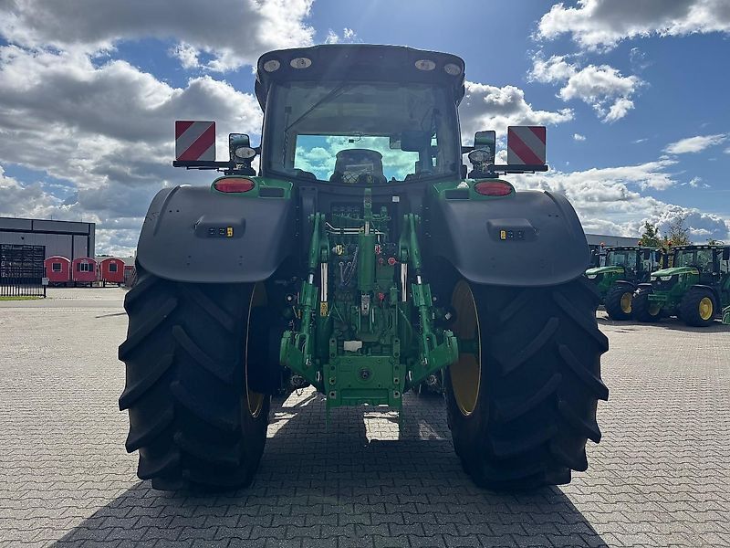 John Deere 6R195 AP 50KM COMMAND-PRO G5-PLUS 2024 690 UUR!!! - Трактор: слика 3 John Deere 6R195 AP 50KM COMMAND-PRO G5-PLUS 2024 690 UUR!!! - Трактор: слика 3