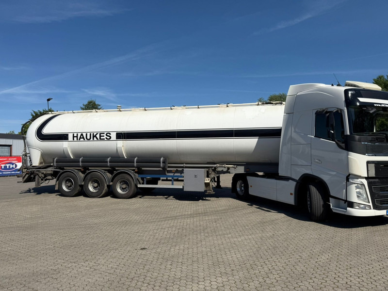 Benalu T39NLNEP Tipper Aluminium 6 compartiments - Полуприколка цистерна: слика 5 Benalu T39NLNEP Tipper Aluminium 6 compartiments - Полуприколка цистерна: слика 5