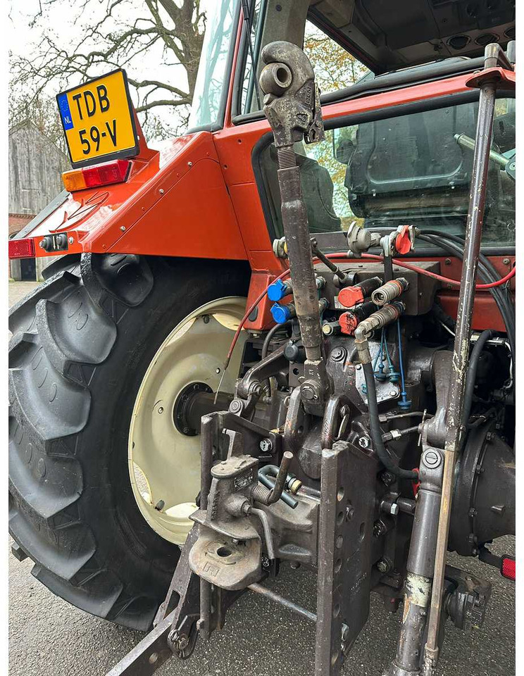 1995 FIAT F100 HI-LO ALL-WHEEL DRIVE FARM TRACTOR - Трактор: слика 5 1995 FIAT F100 HI-LO ALL-WHEEL DRIVE FARM TRACTOR - Трактор: слика 5