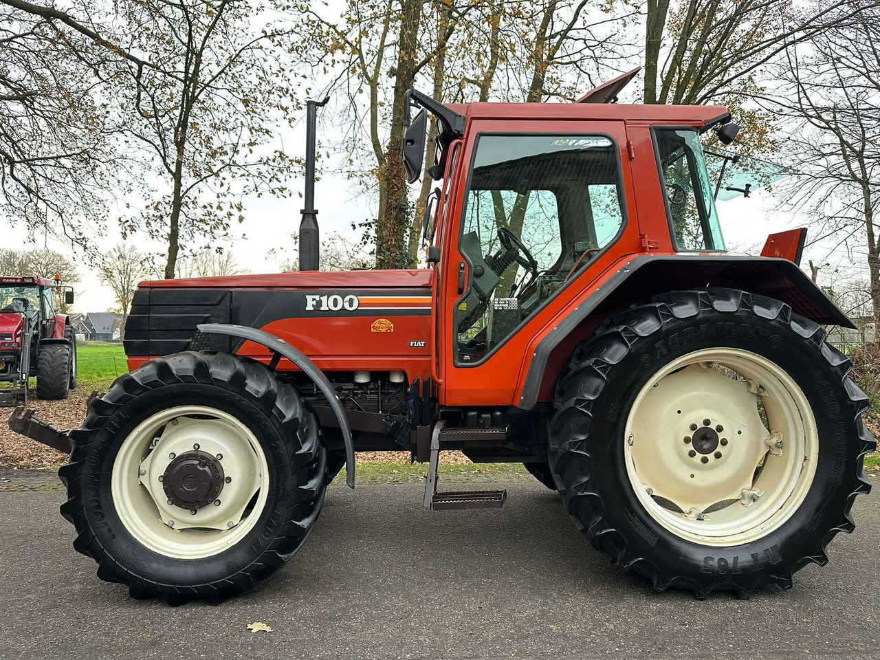 1995 FIAT F100 HI-LO ALL-WHEEL DRIVE FARM TRACTOR - Трактор: слика 3 1995 FIAT F100 HI-LO ALL-WHEEL DRIVE FARM TRACTOR - Трактор: слика 3