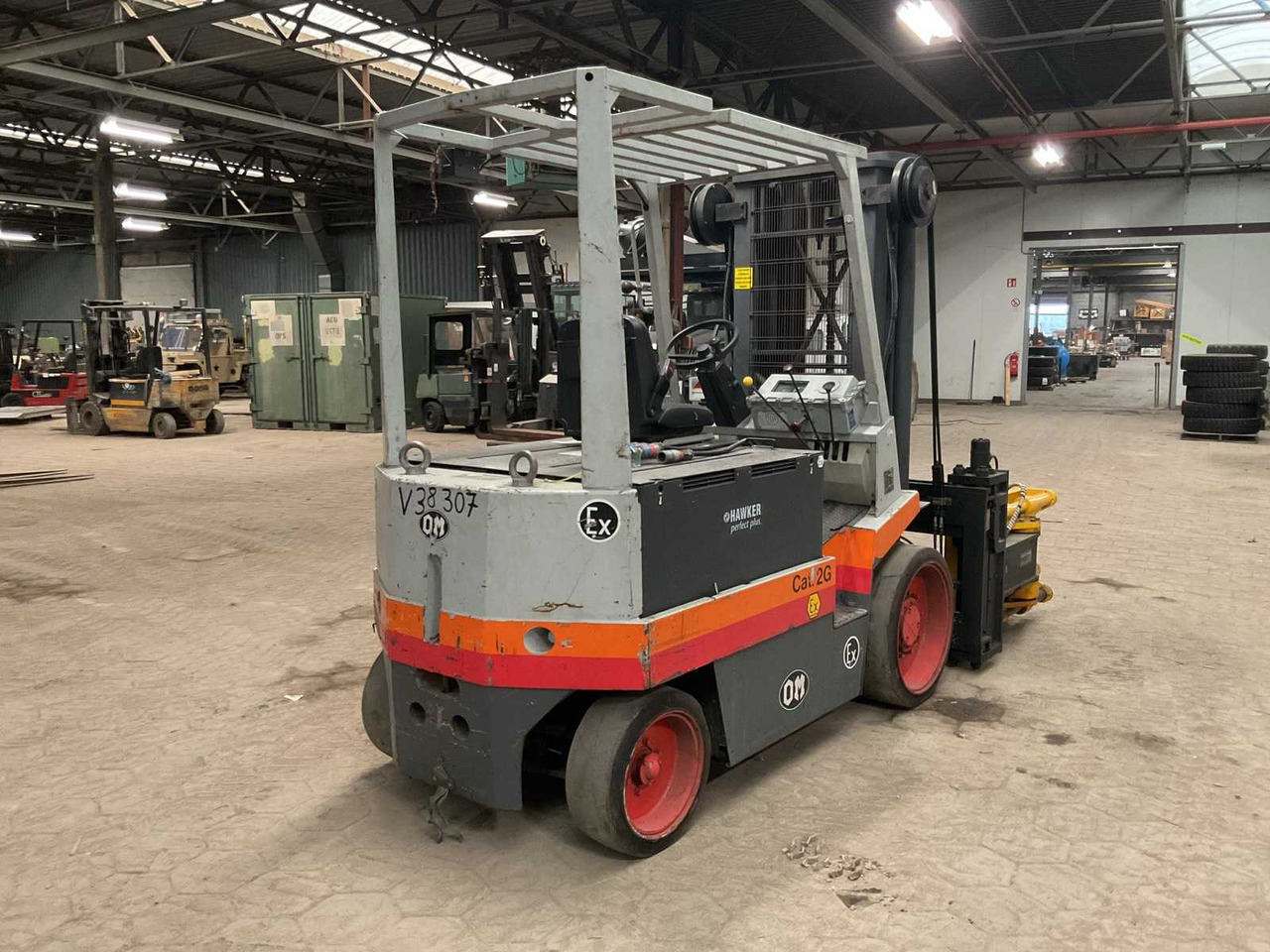 1996 OM E40N FORKLIFT - Вилушкар: слика 3 1996 OM E40N FORKLIFT - Вилушкар: слика 3