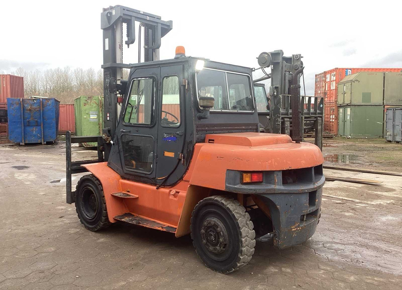 1997 CLARCK SF 60 D FORKLIFT - Вилушкар: слика 4 1997 CLARCK SF 60 D FORKLIFT - Вилушкар: слика 4