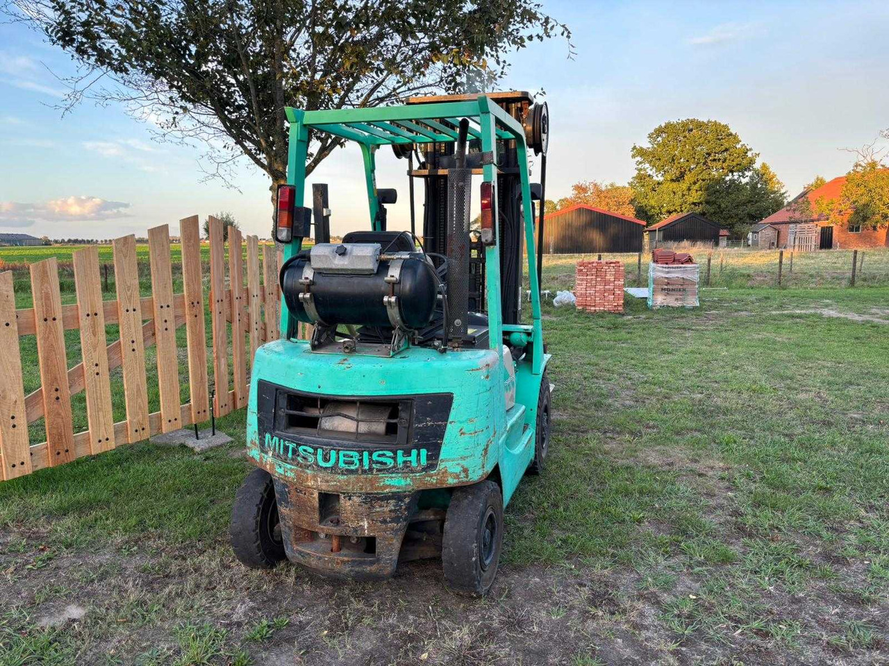 1997 MITSUBISHI FG20 - FORKLIFT - Вилушкар: слика 3 1997 MITSUBISHI FG20 - FORKLIFT - Вилушкар: слика 3