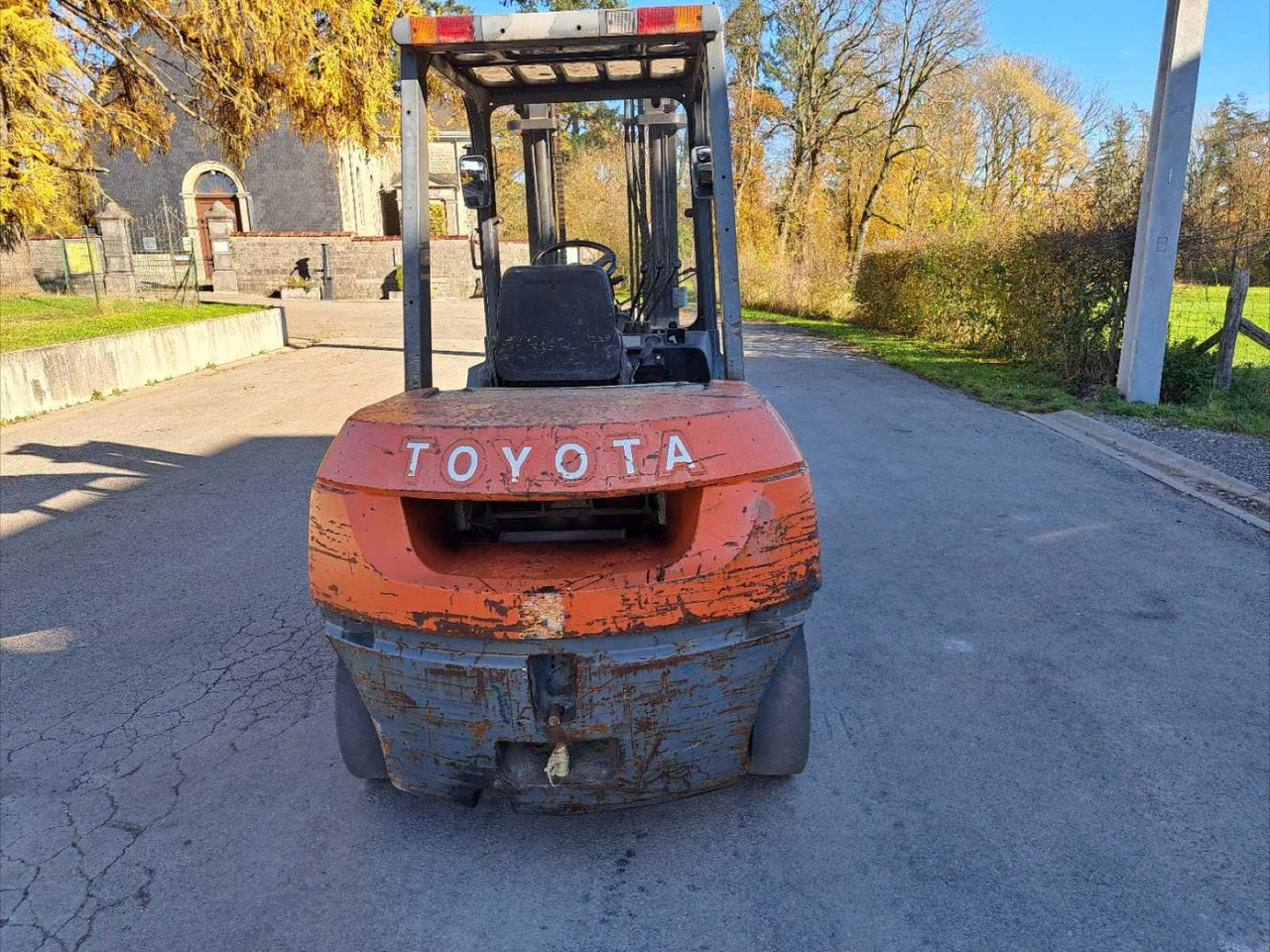 1999 TOYOTA 7FD35 FORKLIFT - Вилушкар: слика 4 1999 TOYOTA 7FD35 FORKLIFT - Вилушкар: слика 4