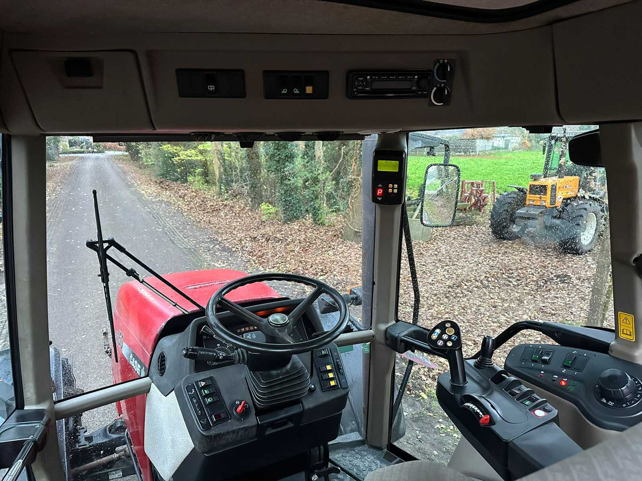 2001 CASE CVX 150 ALL-WHEEL DRIVE FARM TRACTOR - Трактор: слика 5 2001 CASE CVX 150 ALL-WHEEL DRIVE FARM TRACTOR - Трактор: слика 5