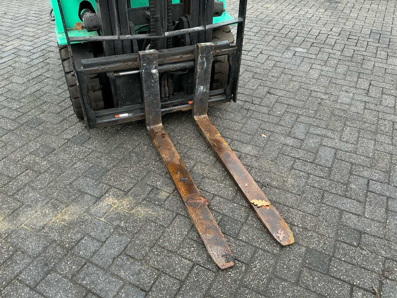 2003 MITSUBISHI FB25K FORKLIFT - Вилушкар: слика 5 2003 MITSUBISHI FB25K FORKLIFT - Вилушкар: слика 5