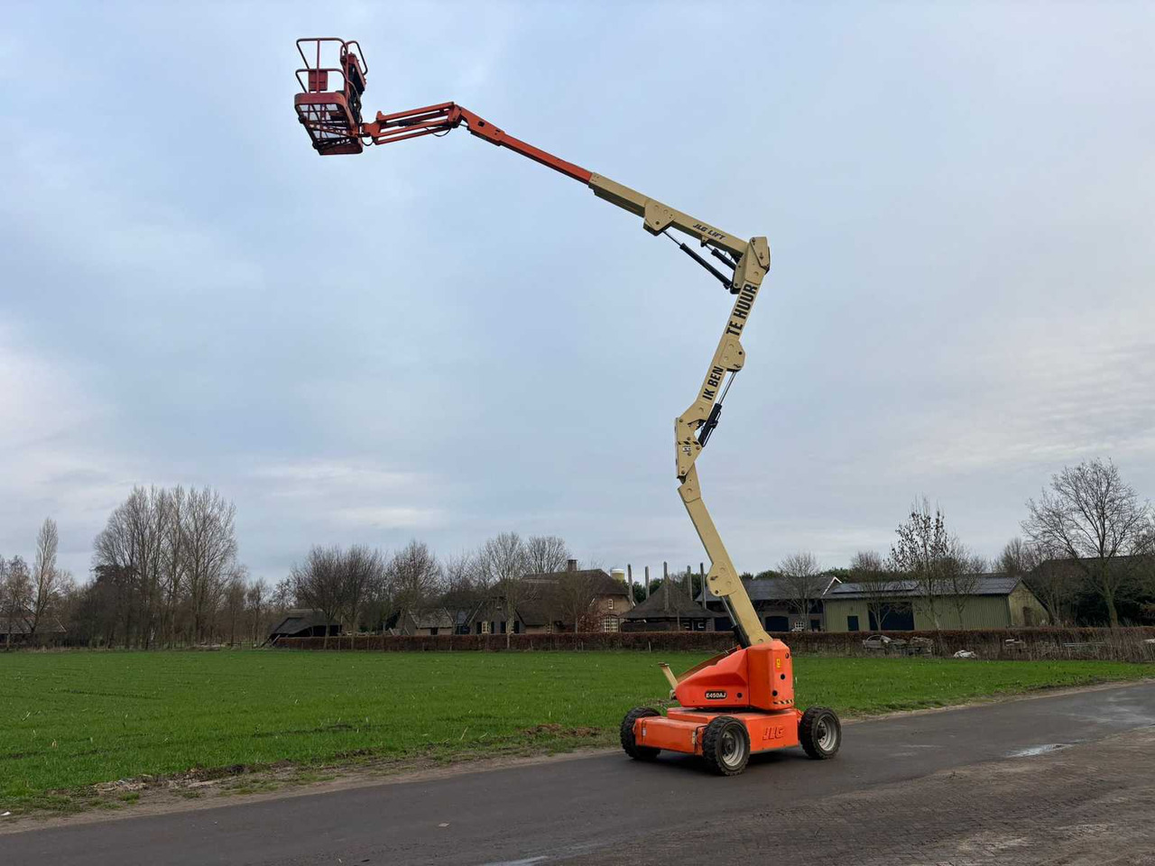 2005 JLG E450AJ AERIAL WORK PLATFORM - Дигачка платформа: слика 5 2005 JLG E450AJ AERIAL WORK PLATFORM - Дигачка платформа: слика 5