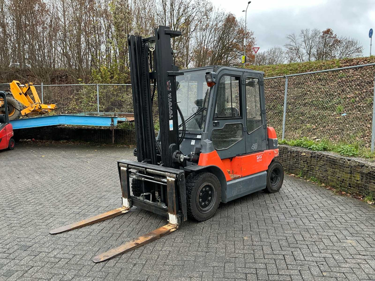 2006 TOYOTA 7FBMF40 FORKLIFT - Вилушкар: слика 1 2006 TOYOTA 7FBMF40 FORKLIFT - Вилушкар: слика 1