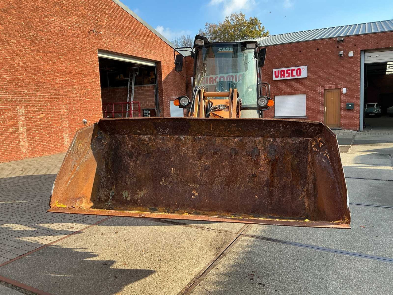 2008 CASE 321E BULLDOZER - Булдожер: слика 2 2008 CASE 321E BULLDOZER - Булдожер: слика 2