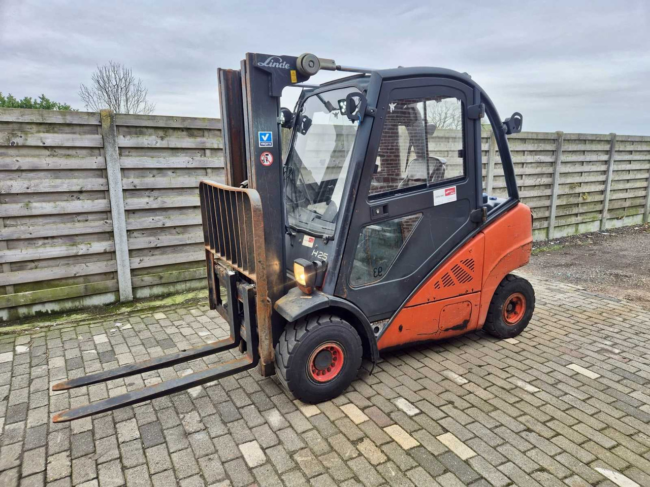2008 LINDE H25 FORKLIFT - Вилушкар: слика 1 2008 LINDE H25 FORKLIFT - Вилушкар: слика 1