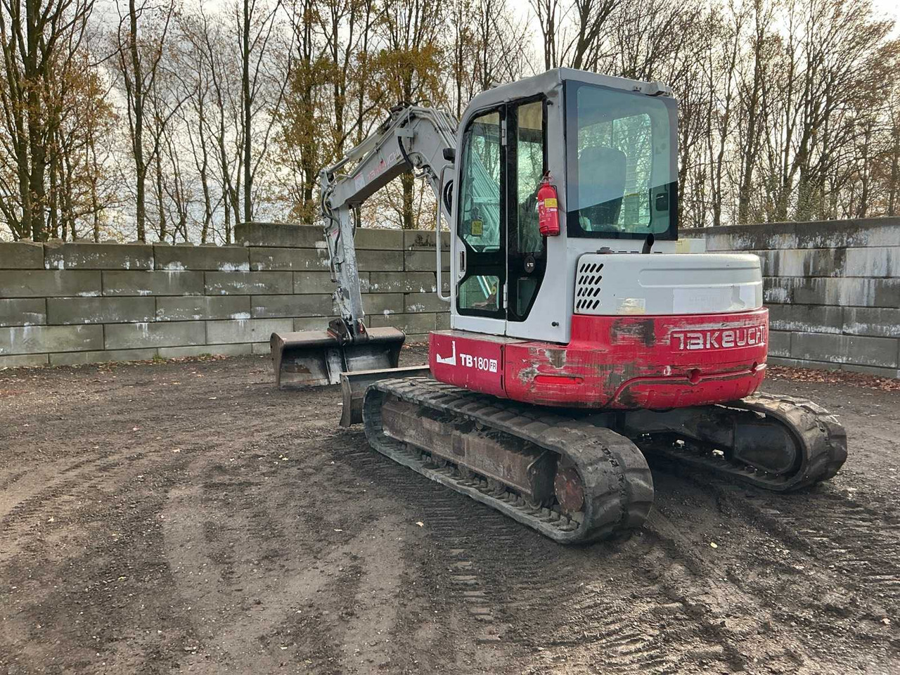 2008 TAKEUCHI TB 180FR MIDI EXCAVATOR - Багер: слика 3 2008 TAKEUCHI TB 180FR MIDI EXCAVATOR - Багер: слика 3