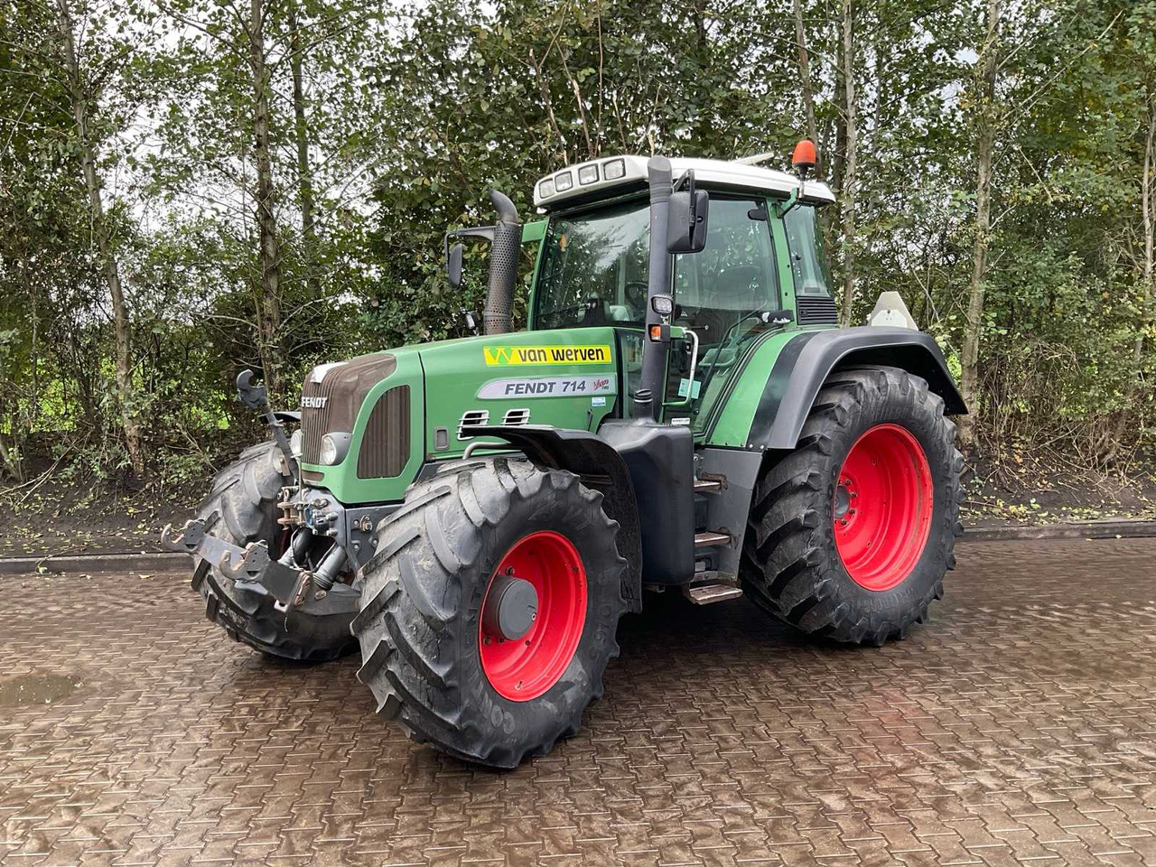 2009 FENDT 714 VARIO TMS ALL-WHEEL DRIVE AGRICULTURAL TRACTOR - Трактор: слика 1 2009 FENDT 714 VARIO TMS ALL-WHEEL DRIVE AGRICULTURAL TRACTOR - Трактор: слика 1
