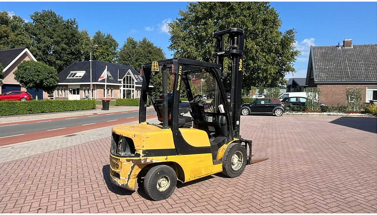 2012 YALE GDP35VX FORKLIFT - Вилушкар: слика 3 2012 YALE GDP35VX FORKLIFT - Вилушкар: слика 3