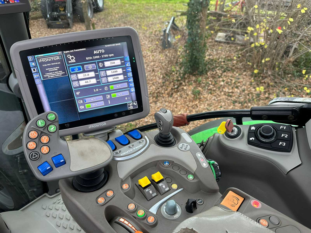 Трактор 2013 DEUTZ-FAHR 7250 TTV FOUR WHEEL DRIVE FARM TRACTOR: слика 9 Трактор 2013 DEUTZ-FAHR 7250 TTV FOUR WHEEL DRIVE FARM TRACTOR: слика 9