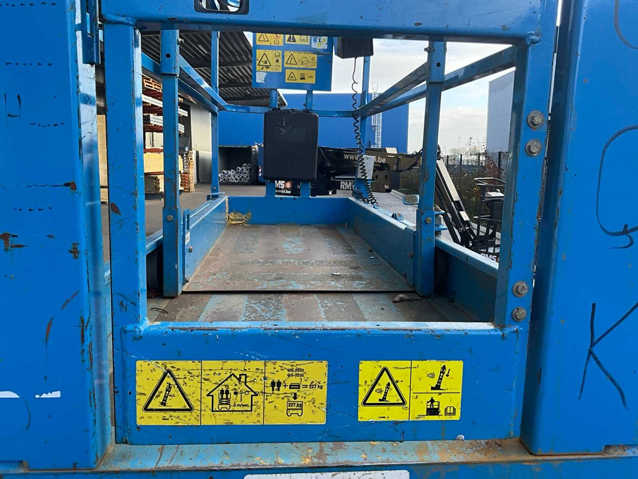 Дигачка платформа 2015 GENIE GS-3232 AERIAL WORK PLATFORM: слика 10 Дигачка платформа 2015 GENIE GS-3232 AERIAL WORK PLATFORM: слика 10