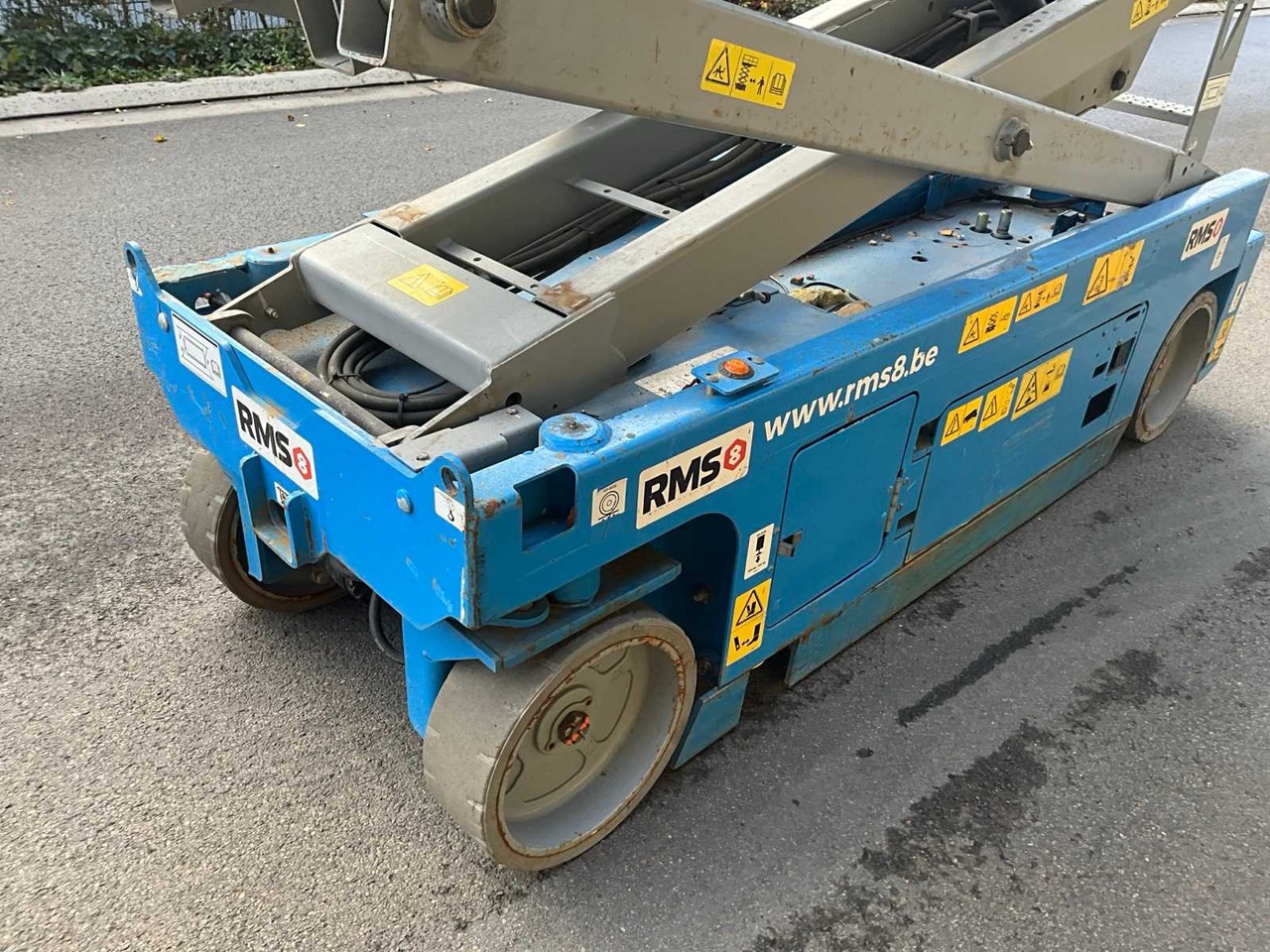 Дигачка платформа 2015 GENIE GS-3232 AERIAL WORK PLATFORM: слика 15 Дигачка платформа 2015 GENIE GS-3232 AERIAL WORK PLATFORM: слика 15