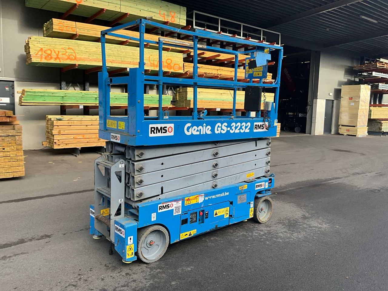 Дигачка платформа 2015 GENIE GS-3232 AERIAL WORK PLATFORM: слика 7 Дигачка платформа 2015 GENIE GS-3232 AERIAL WORK PLATFORM: слика 7