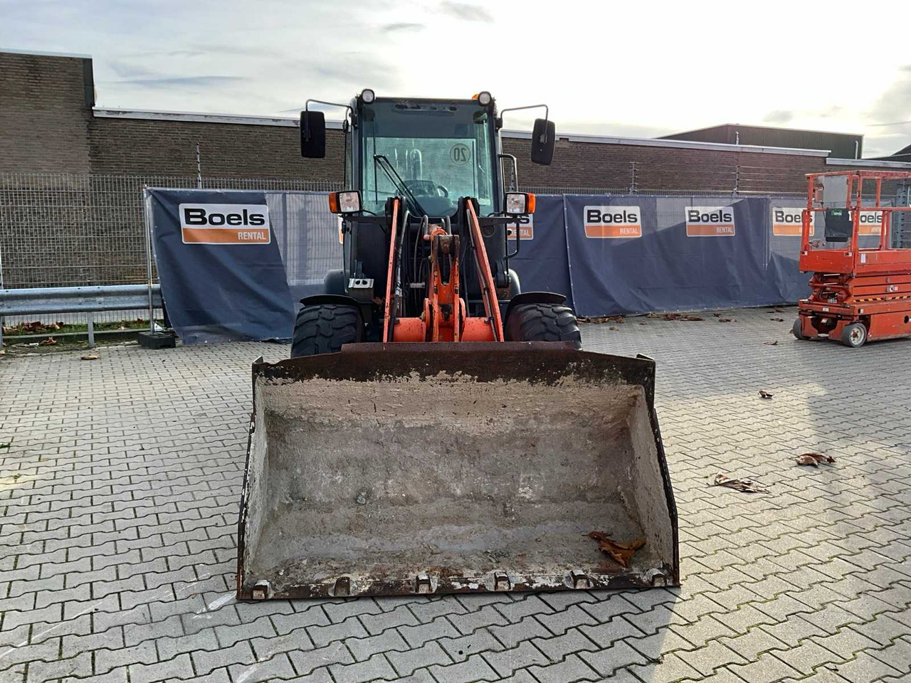 2015 KOMATSU WA-70-7 ARTICULATED WHEEL LOADER 4X4 - Натоварувач на тркала: слика 3 2015 KOMATSU WA-70-7 ARTICULATED WHEEL LOADER 4X4 - Натоварувач на тркала: слика 3