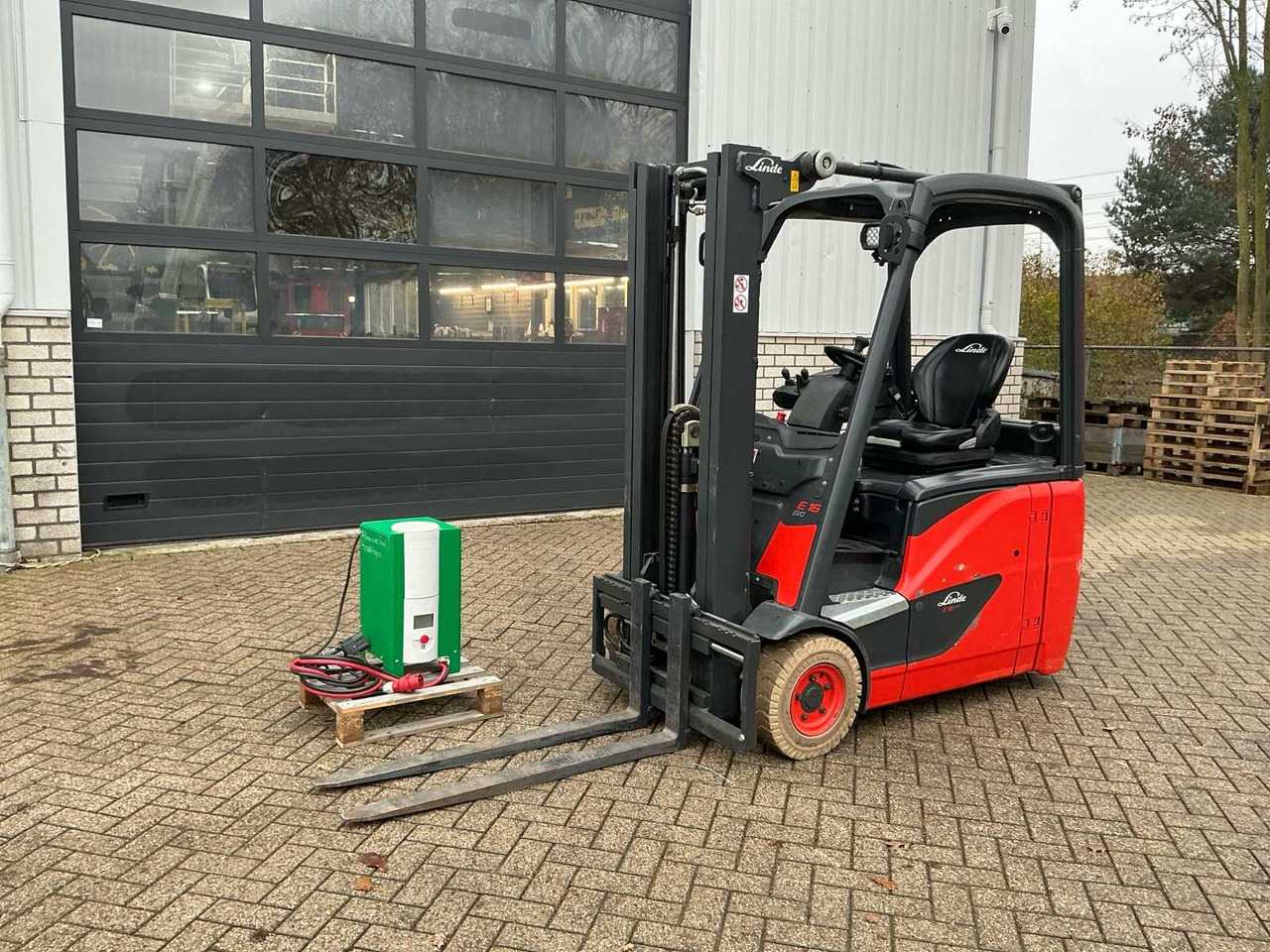 2015 LINDE E16H-02 EVO FORKLIFT - Вилушкар: слика 1 2015 LINDE E16H-02 EVO FORKLIFT - Вилушкар: слика 1