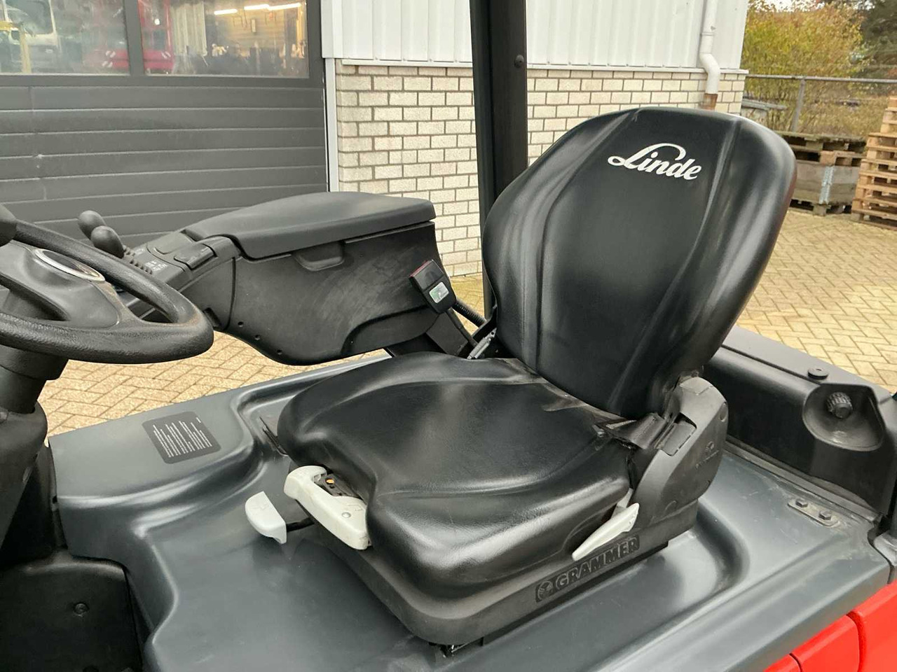 Вилушкар 2015 LINDE E16H-02 EVO FORKLIFT: слика 8 Вилушкар 2015 LINDE E16H-02 EVO FORKLIFT: слика 8