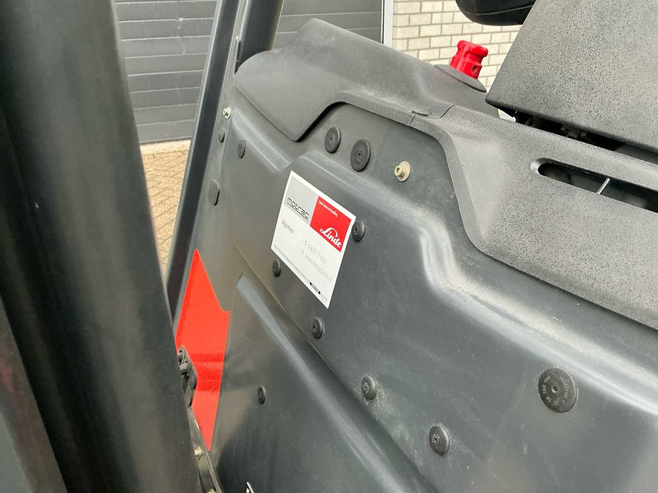 Вилушкар 2015 LINDE E16H-02 EVO FORKLIFT: слика 12 Вилушкар 2015 LINDE E16H-02 EVO FORKLIFT: слика 12