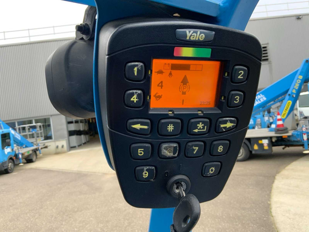 Вилушкар 2015 YALE ERP35VL FORKLIFT: слика 17 Вилушкар 2015 YALE ERP35VL FORKLIFT: слика 17