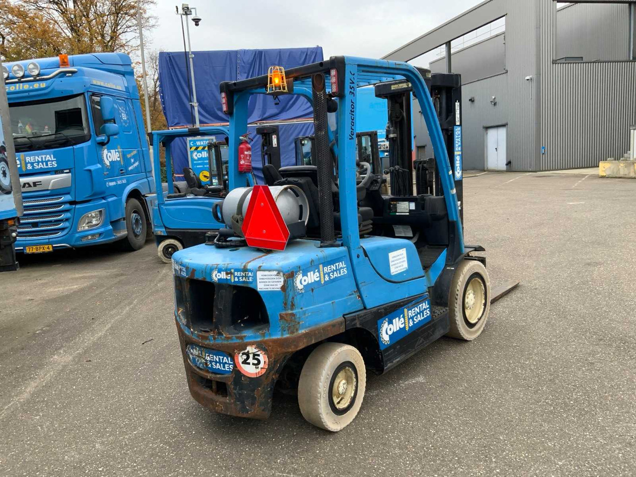 2015 YALE GLP35VX FORKLIFT - Вилушкар: слика 4 2015 YALE GLP35VX FORKLIFT - Вилушкар: слика 4