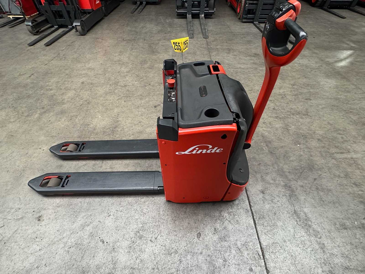 2016 LINDE T16L PALLET TRUCK ANT STACKER INITIAL STROKE 1,847 HOURS - Вилушкар: слика 2 2016 LINDE T16L PALLET TRUCK ANT STACKER INITIAL STROKE 1,847 HOURS - Вилушкар: слика 2