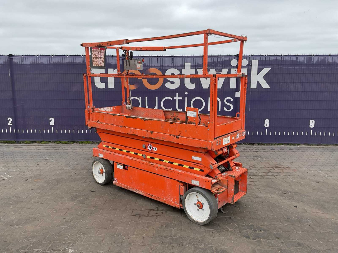 2016 - SKYJACK - SJ III 3220 - SCISSOR LIFT - Дигачка платформа: слика 4 2016 - SKYJACK - SJ III 3220 - SCISSOR LIFT - Дигачка платформа: слика 4