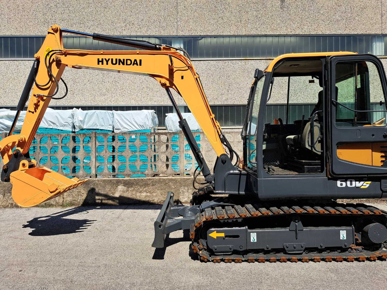 2019 HYUNDAI R60VS MINI EXCAVATOR - Багер: слика 1 2019 HYUNDAI R60VS MINI EXCAVATOR - Багер: слика 1