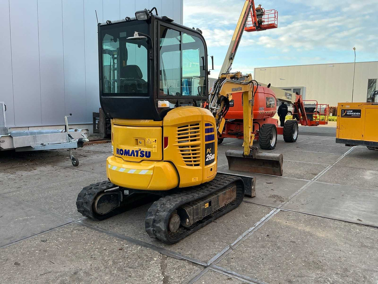 2021 KOMATSU PC26MR MINI EXCAVATOR - Мини багер: слика 5 2021 KOMATSU PC26MR MINI EXCAVATOR - Мини багер: слика 5