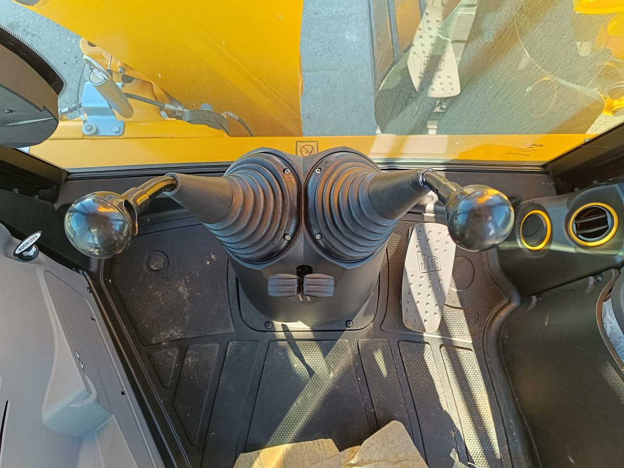 Ровокопач 2025 JCB 3CX BACKHOE LOADER: слика 46 Ровокопач 2025 JCB 3CX BACKHOE LOADER: слика 46