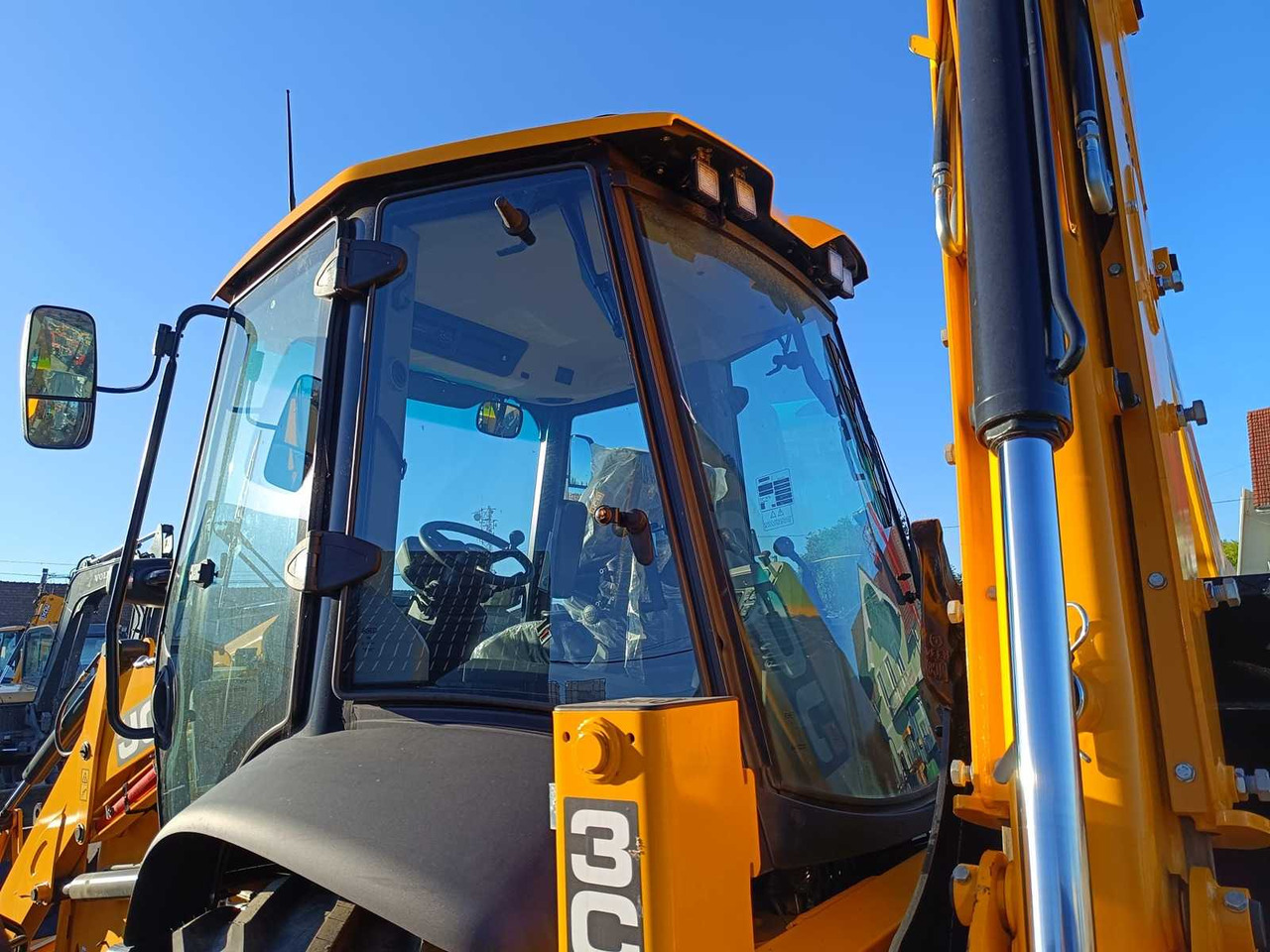Ровокопач 2025 JCB 3CX BACKHOE LOADER: слика 27 Ровокопач 2025 JCB 3CX BACKHOE LOADER: слика 27