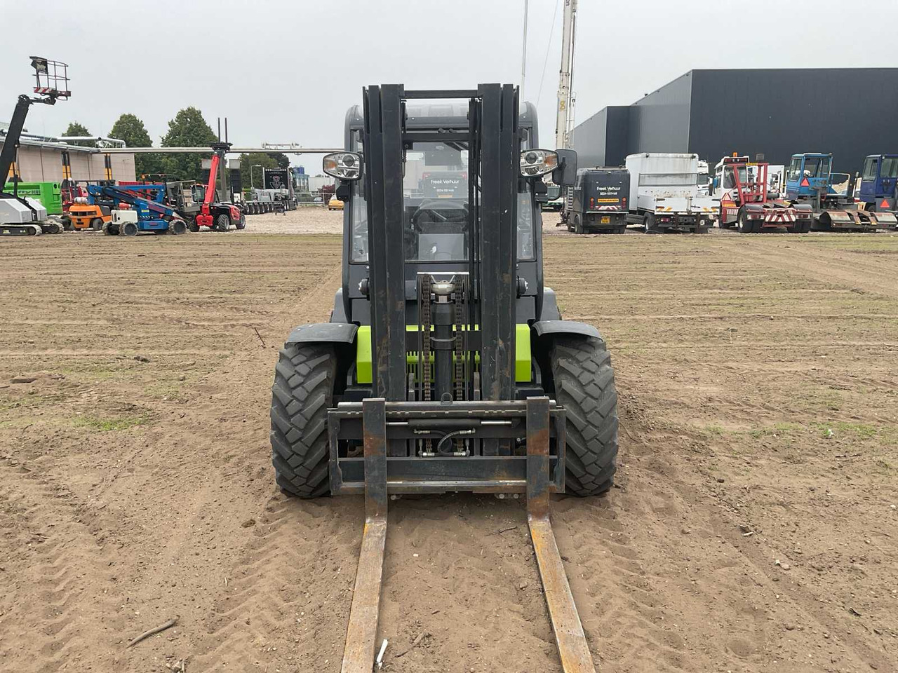 ARGIMAC TW25 4X4 ROUGH TERRAIN FORKLIFT - Вилушкар: слика 2 ARGIMAC TW25 4X4 ROUGH TERRAIN FORKLIFT - Вилушкар: слика 2