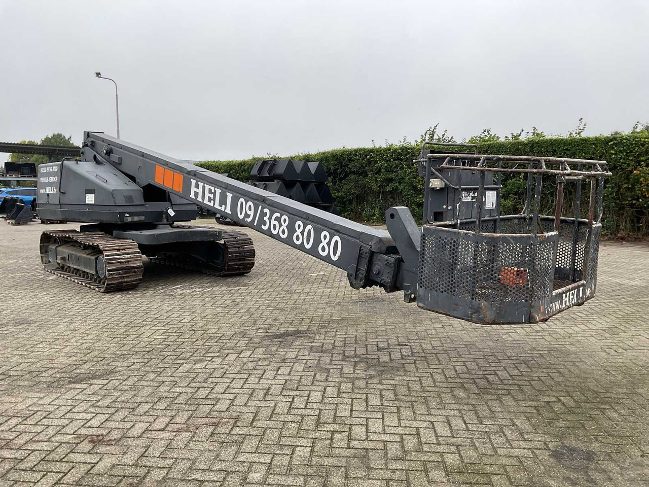 Aichi SR210 - Дигачка платформа: слика 1 Aichi SR210 - Дигачка платформа: слика 1