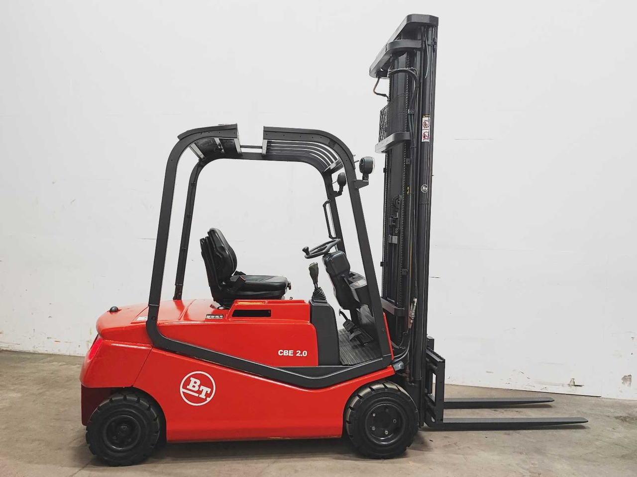 BT - 2002 - CBE 2.0F - FORKLIFT TRUCK - Вилушкар: слика 5 BT - 2002 - CBE 2.0F - FORKLIFT TRUCK - Вилушкар: слика 5