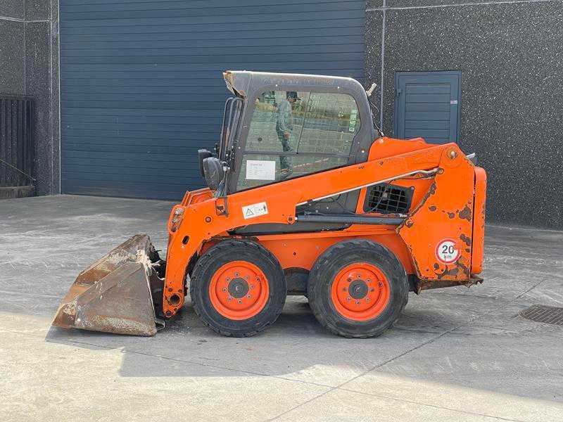 Bobcat S450 - Компактен натоварувач: слика 2 Bobcat S450 - Компактен натоварувач: слика 2