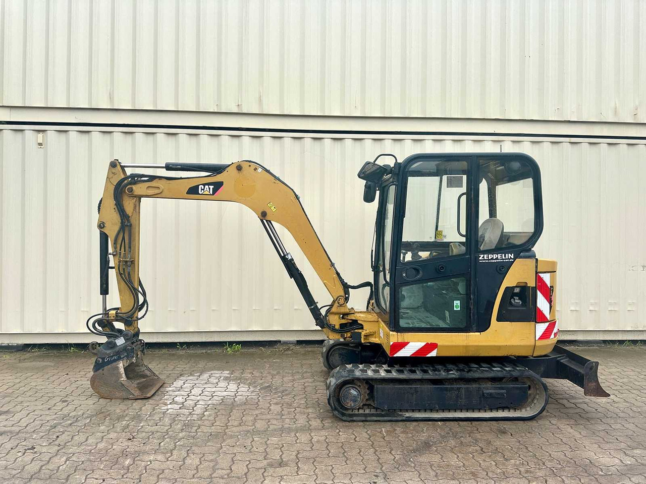 CAT 302.5C - Мини багер: слика 5 CAT 302.5C - Мини багер: слика 5