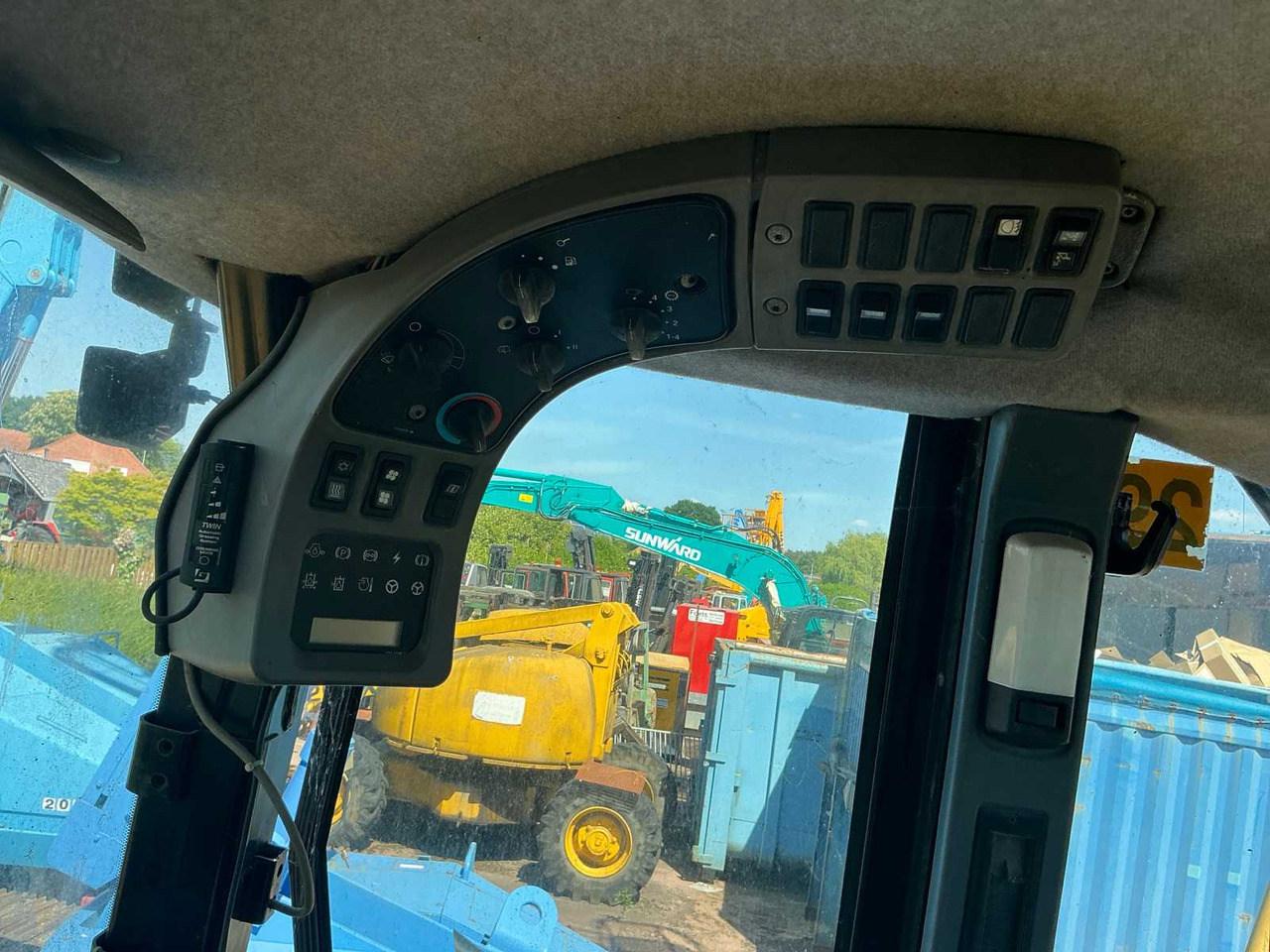 Багер на тркала CAT 950 G serie II: слика 12