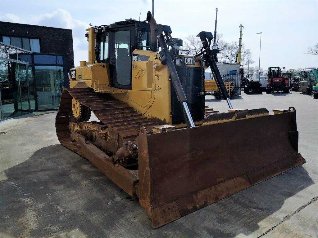 CATERPILLAR D6T LGP - Булдожер: слика 4 CATERPILLAR D6T LGP - Булдожер: слика 4