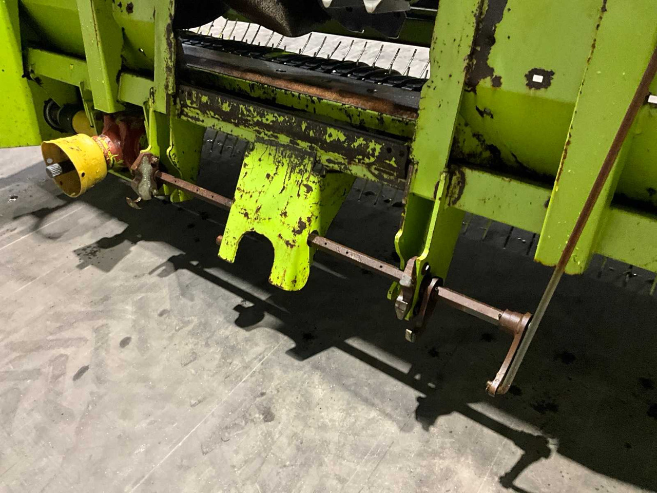 Комбајн за сточна храна CLAAS PU 300 HD GRASS PICK-UP: слика 20 Комбајн за сточна храна CLAAS PU 300 HD GRASS PICK-UP: слика 20